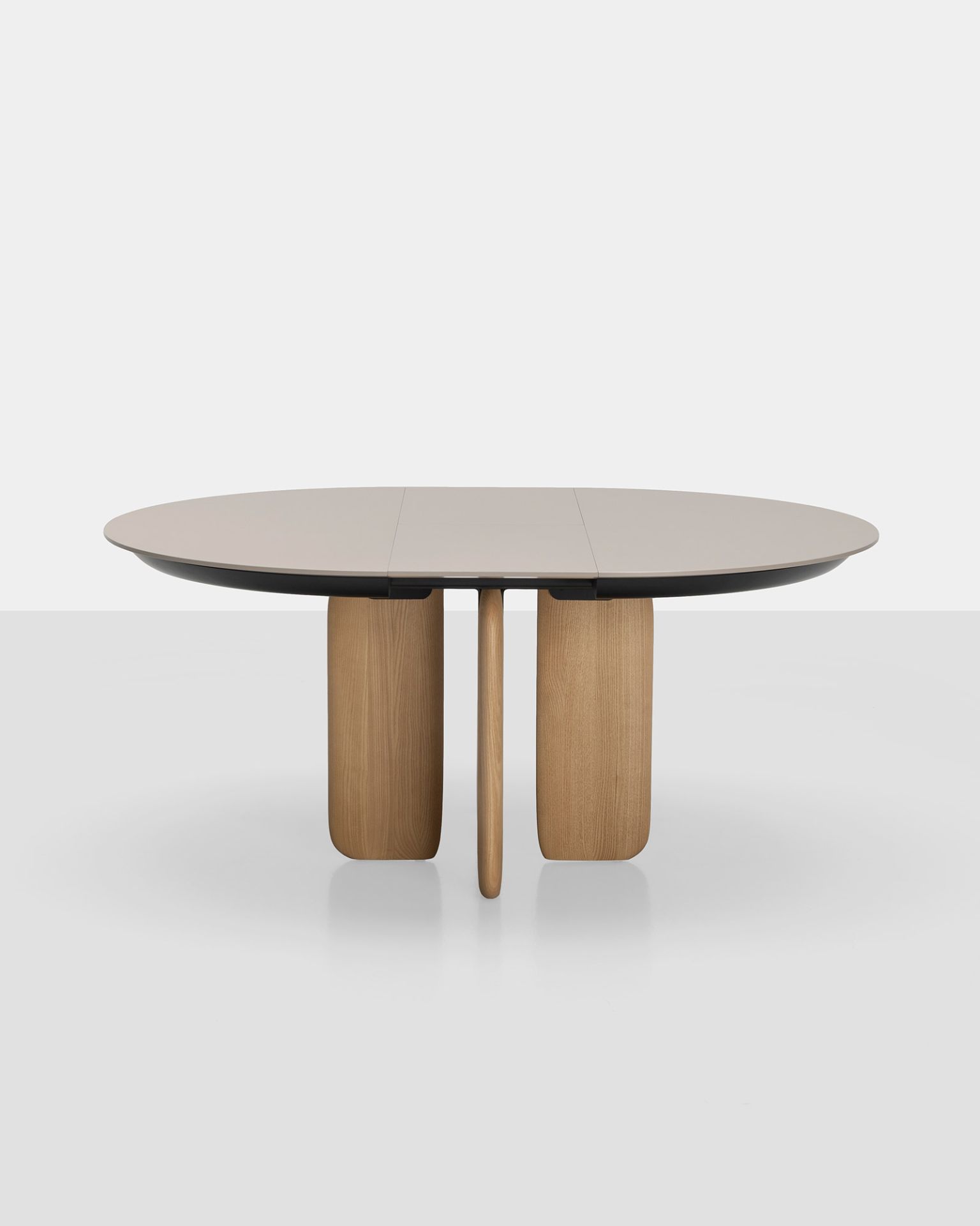 Pala Extendable table / Dining table Kristalia
