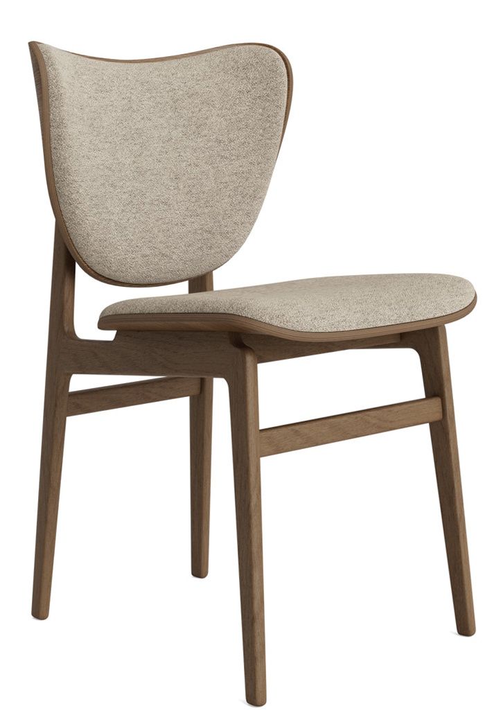 NORR11 Elephant Dining Chair, Stuhl mit Frontpolsterung, Holzrahmen und beigem Stoffbezug, moderne Esszimmerstuhl-Möbel.