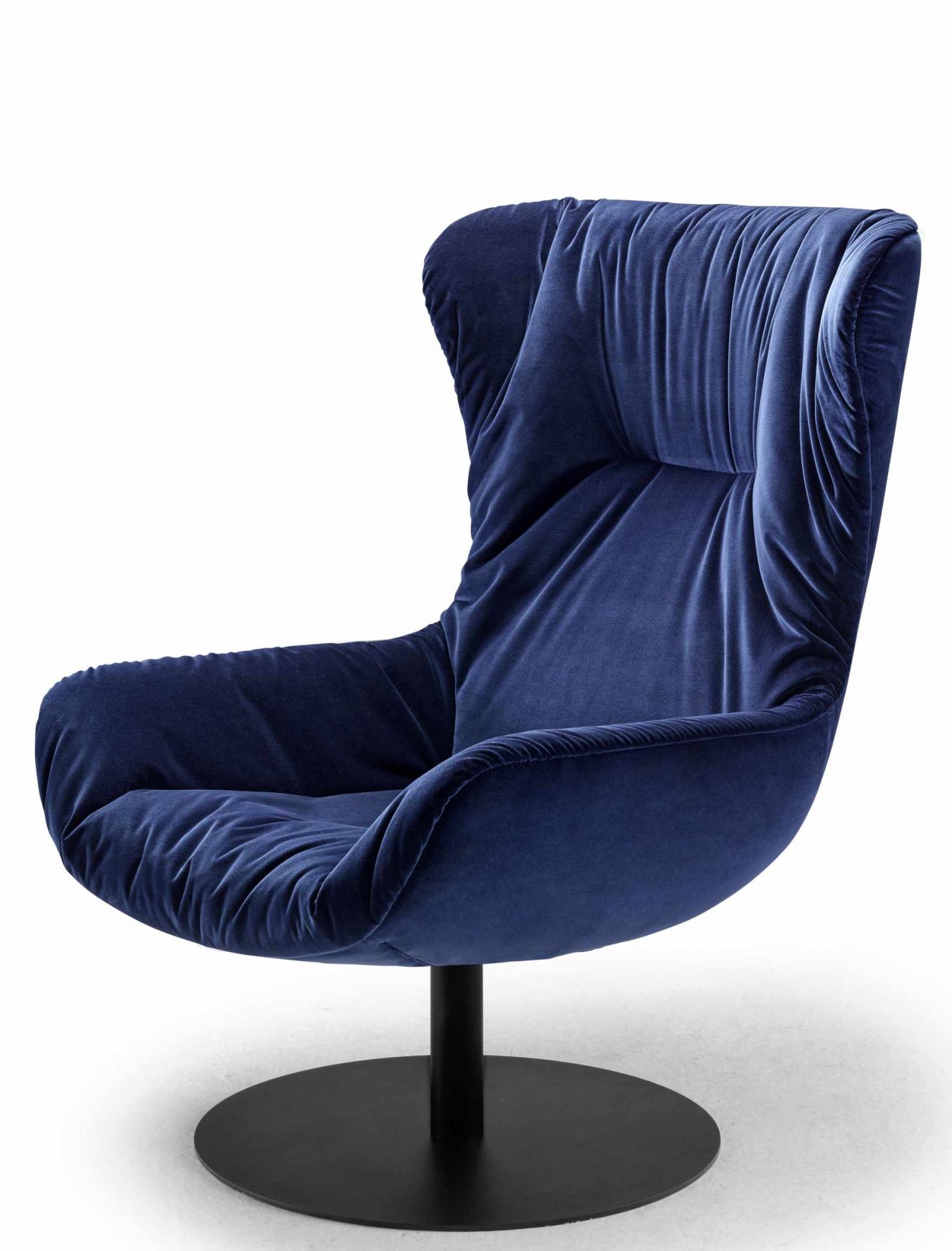 Leya wingback armchair Freifrau Manufaktur
