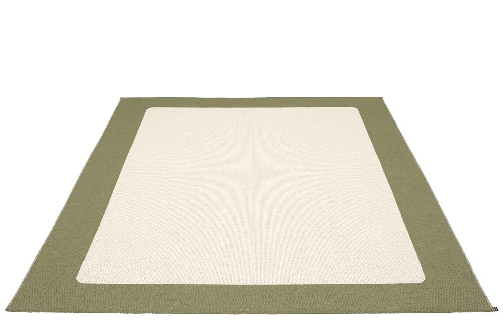 Ilda Plastic carpet 180x180 cm Pappelina Pine