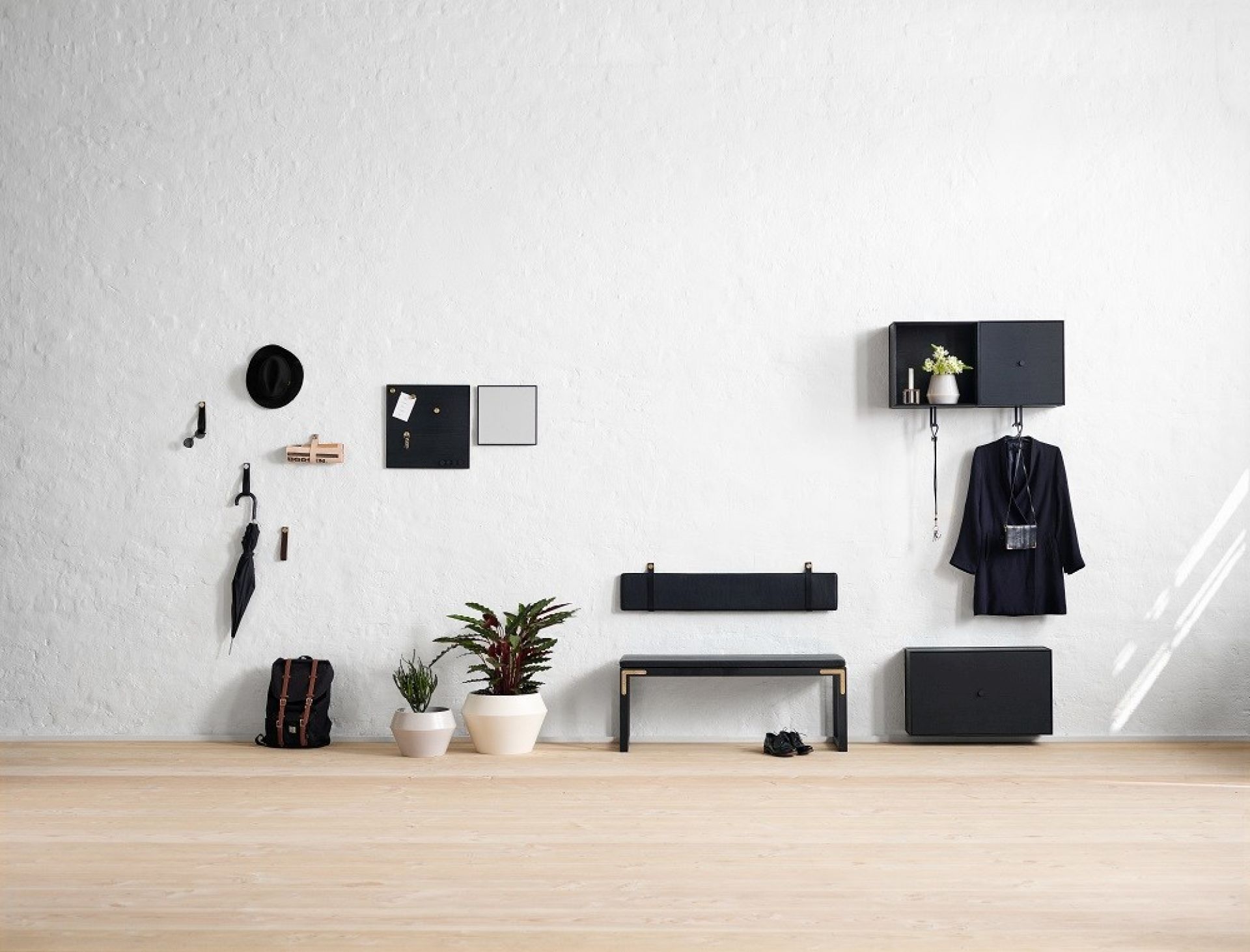  Frame Shoe Cabinet Audo