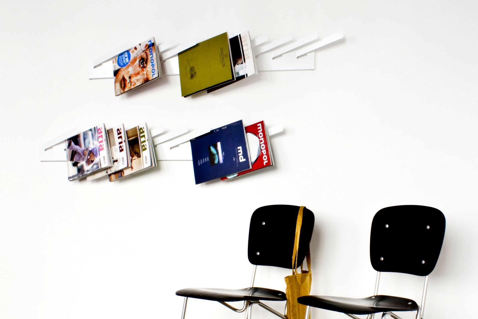 Mr_magazine holder Linea1 by Müller Möbelwerkstätten