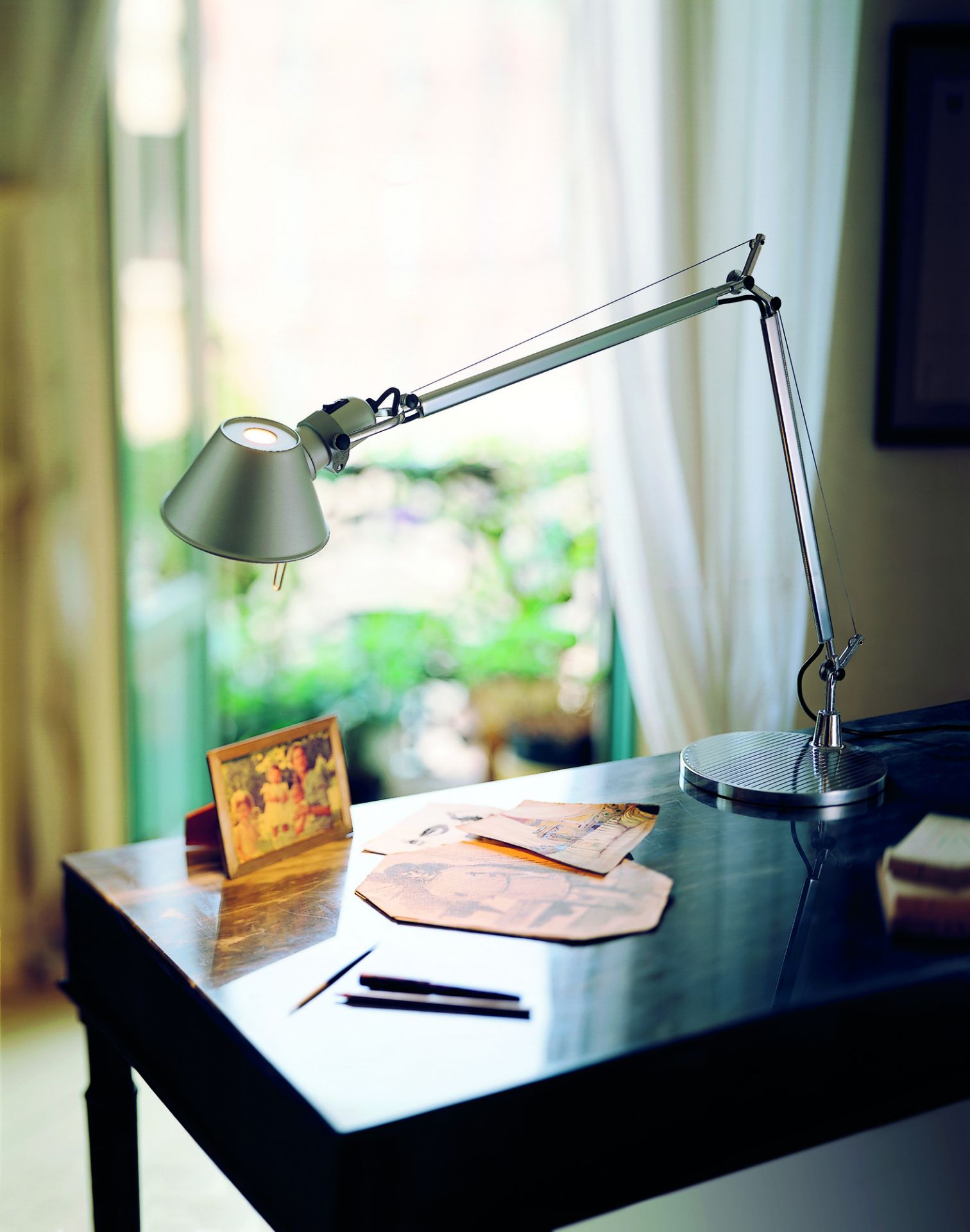 Tolomeo LED Table Lamp Body Artemide (part 1 of 2)
