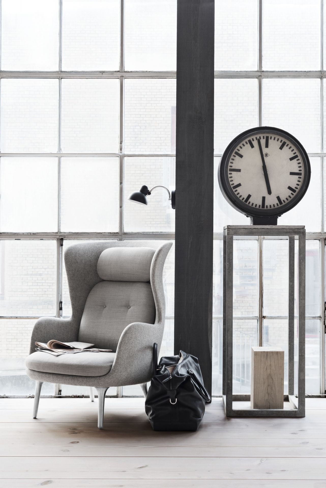 Ro Armchair Wood Fritz Hansen