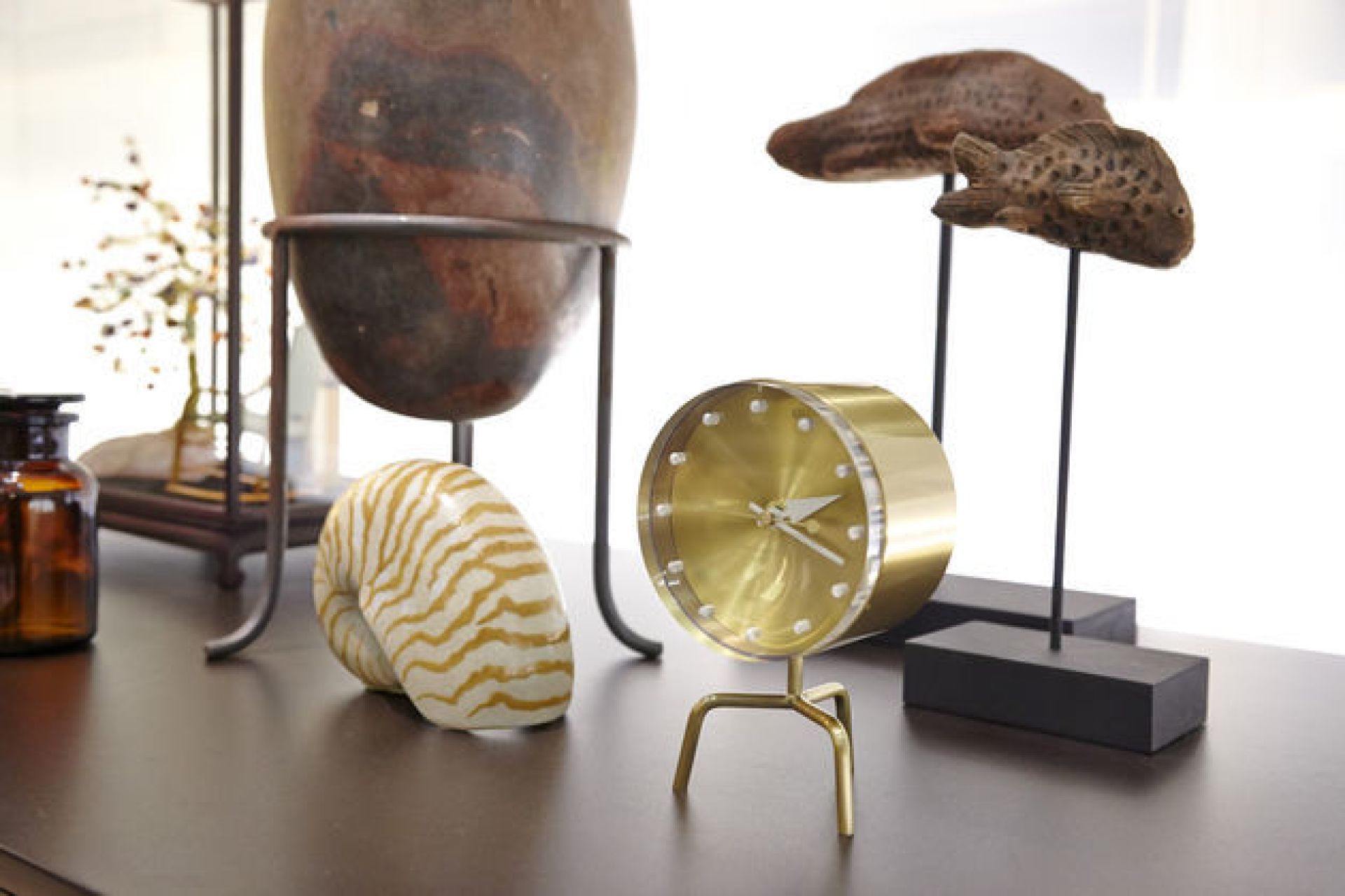 Tripod Clock Table Clock Vitra