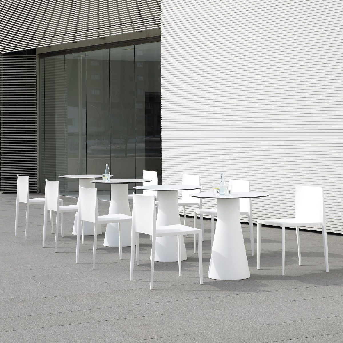 Sail SI1245 Chair stackable Andreu World