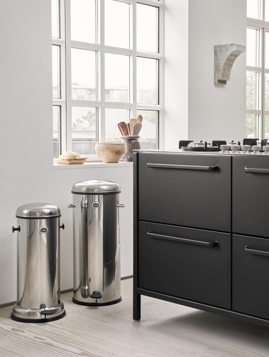 Bin pedal bin 30L stainless steel Vipp 
