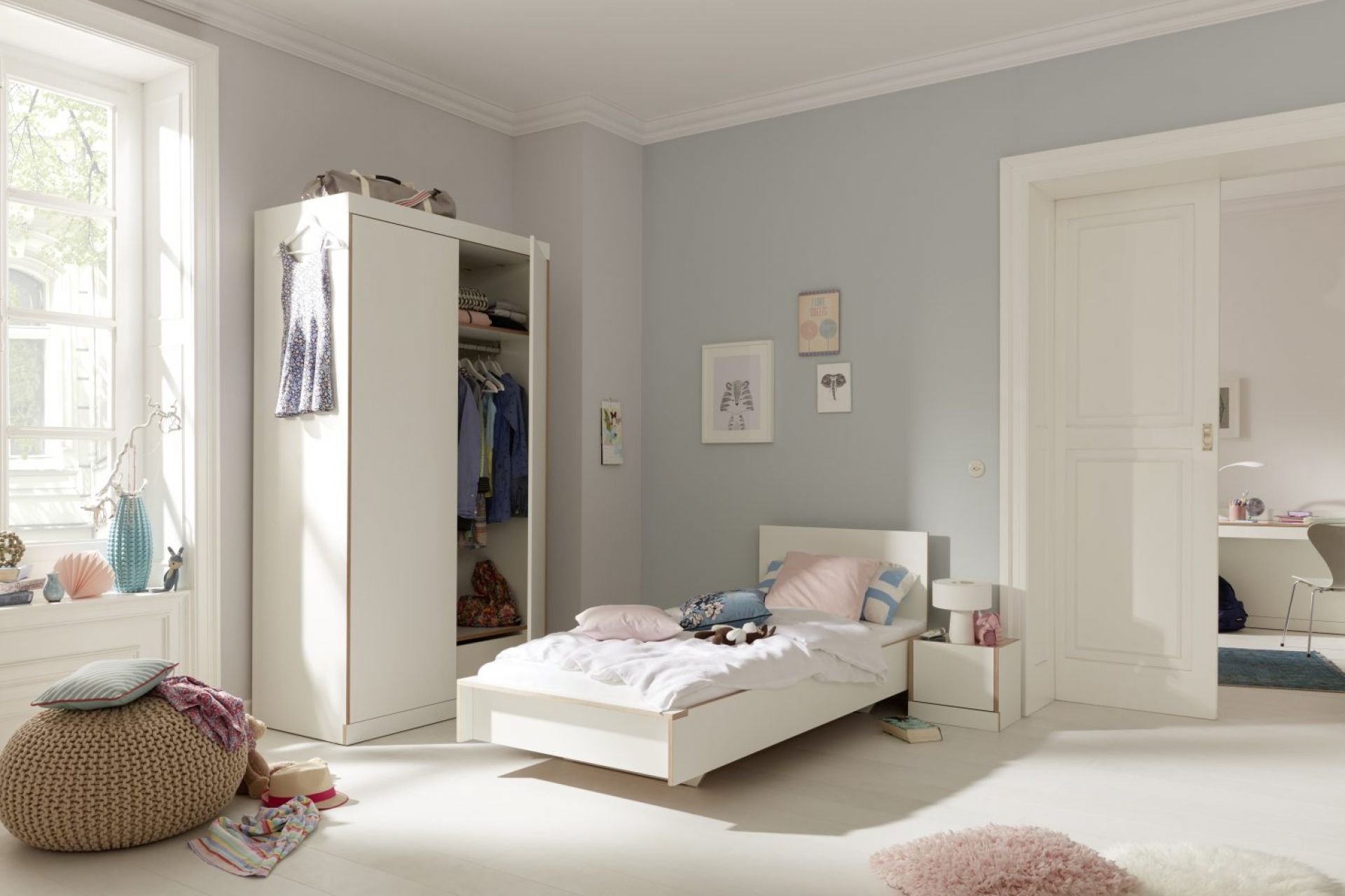 Flai Bed white Müller Möbelwerkstätten