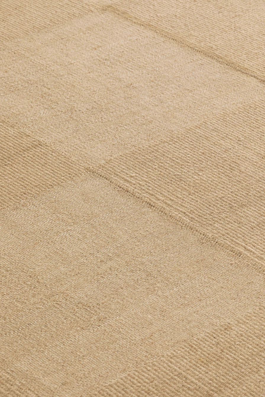 Roots Rug 02 192 x 240cm Gan