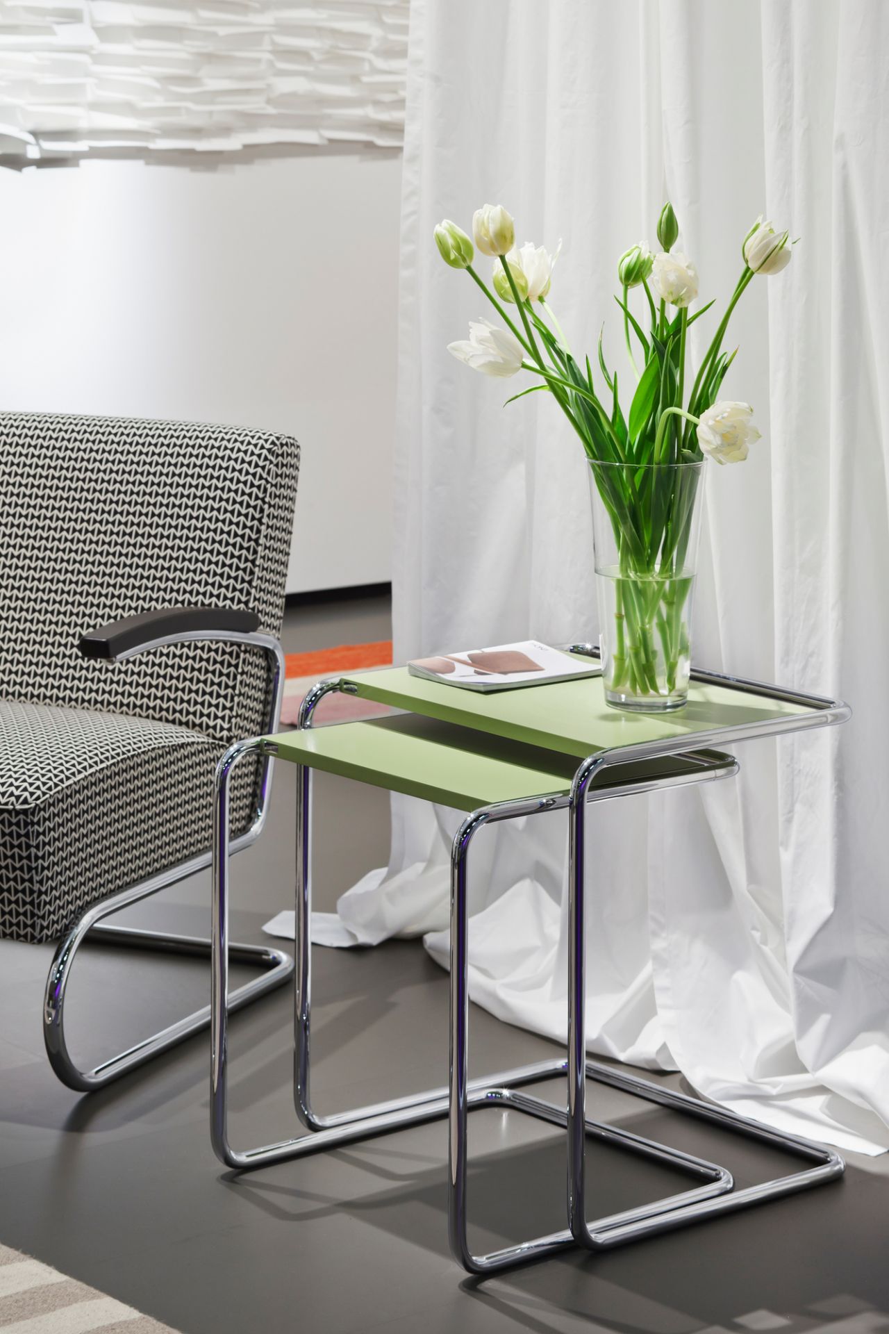 B 97 Set Side table Thonet
