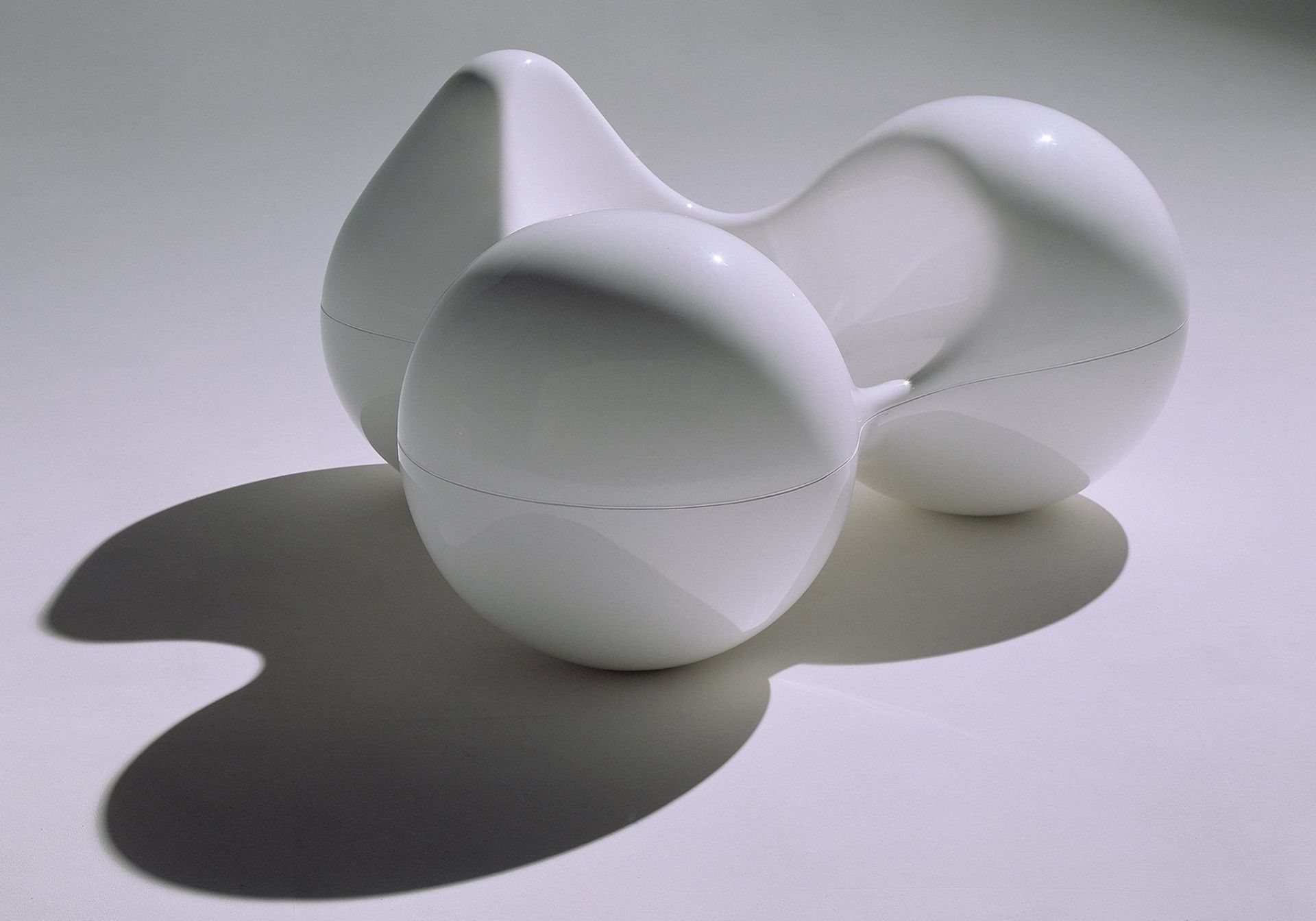 Tomato Chair red Eero Aarnio Originals