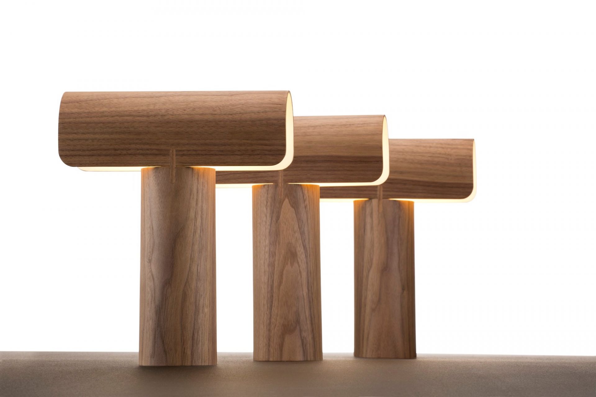 Teelo 8020 table lamp walnut Secto Design