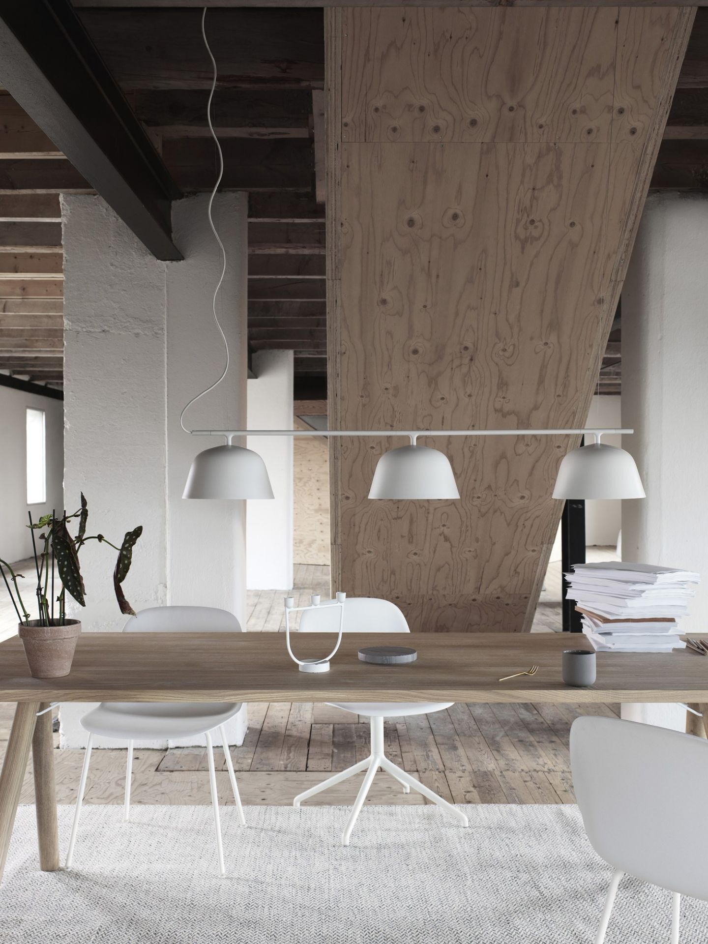 Ambit Rail pendant lamp Muuto