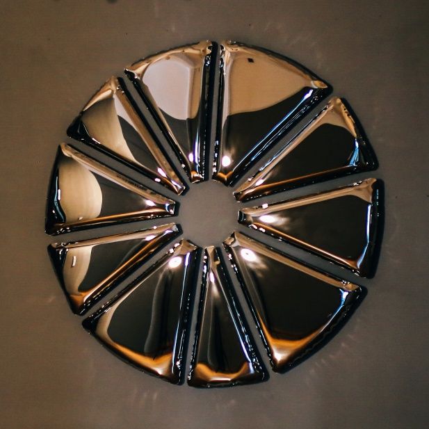 Nucleus mirror Zieta