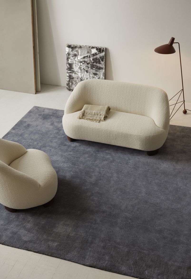 Margas LC3 2-Seater sofa AndTradition 