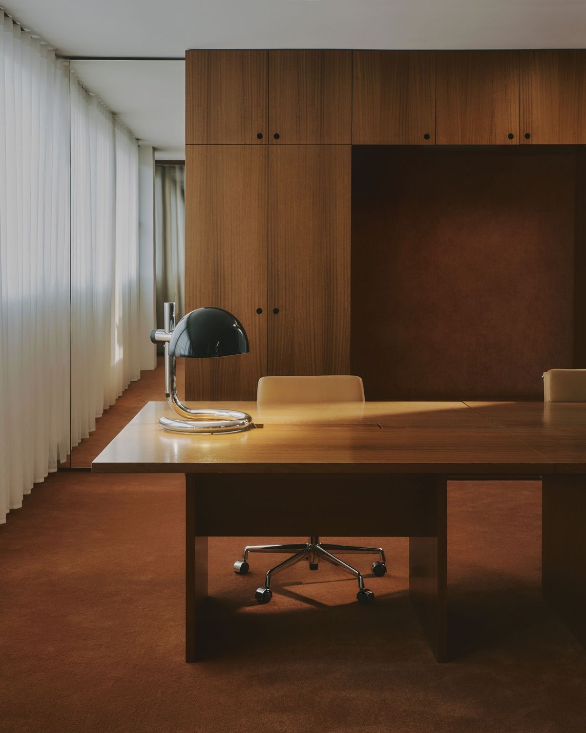 Lauro M table lamp marset