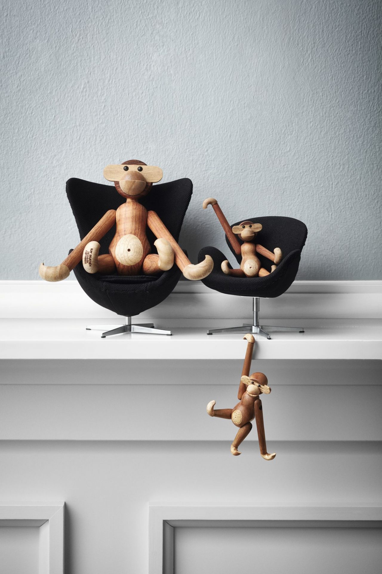 Monkey mini wooden figure teak Kay Bojesen