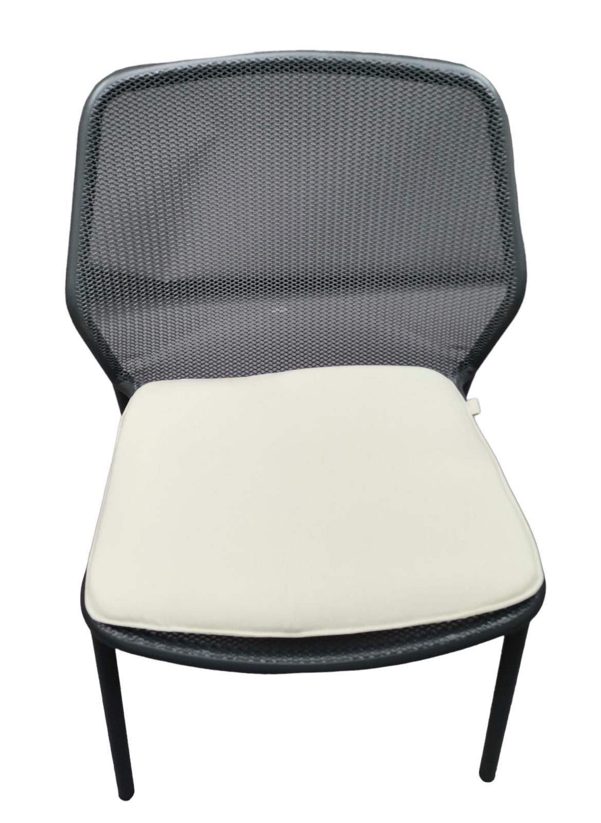 Darwin chair ANTIQUE IRON with seat cushion 700/4 ECRU Emu SINGLE PIECES