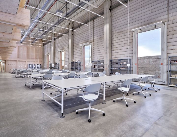 Mynt back and seat plastic office swivel chair Vitra