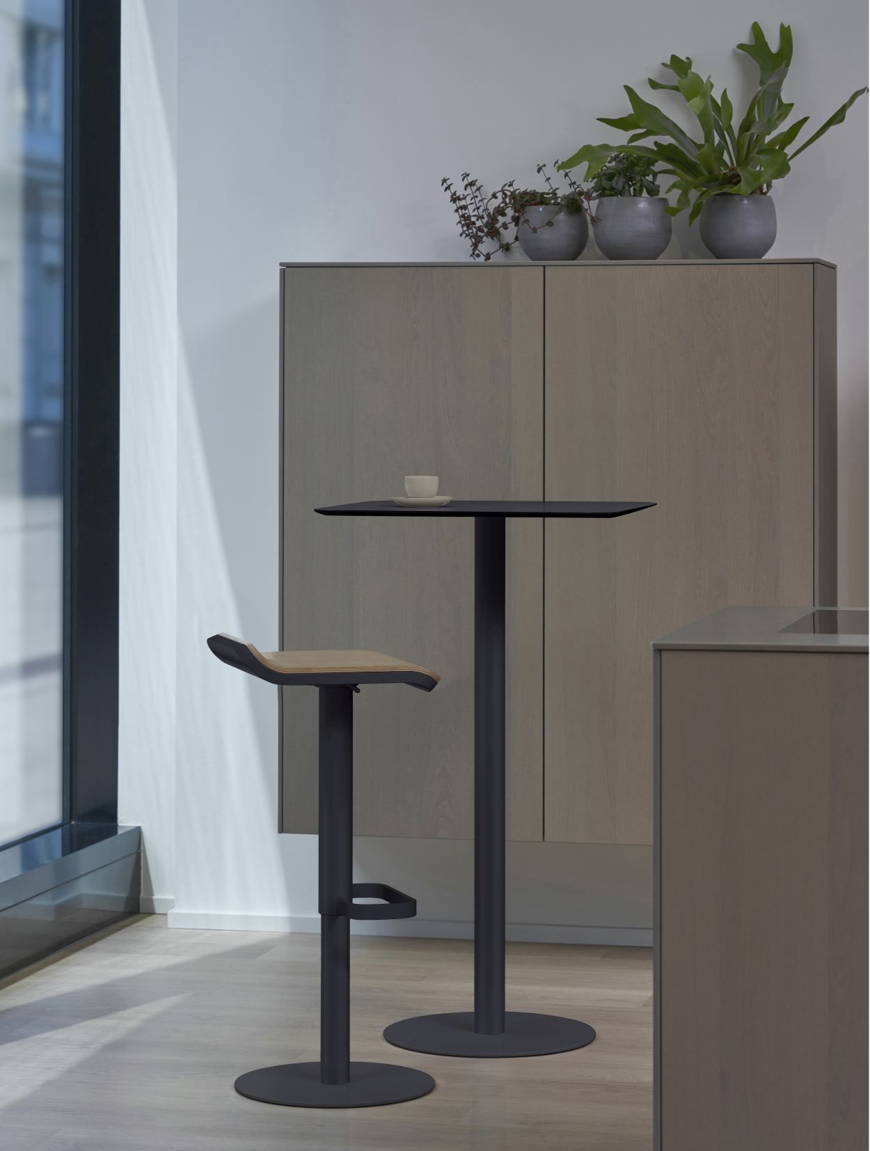 ED 105 Indoor bar table Moree