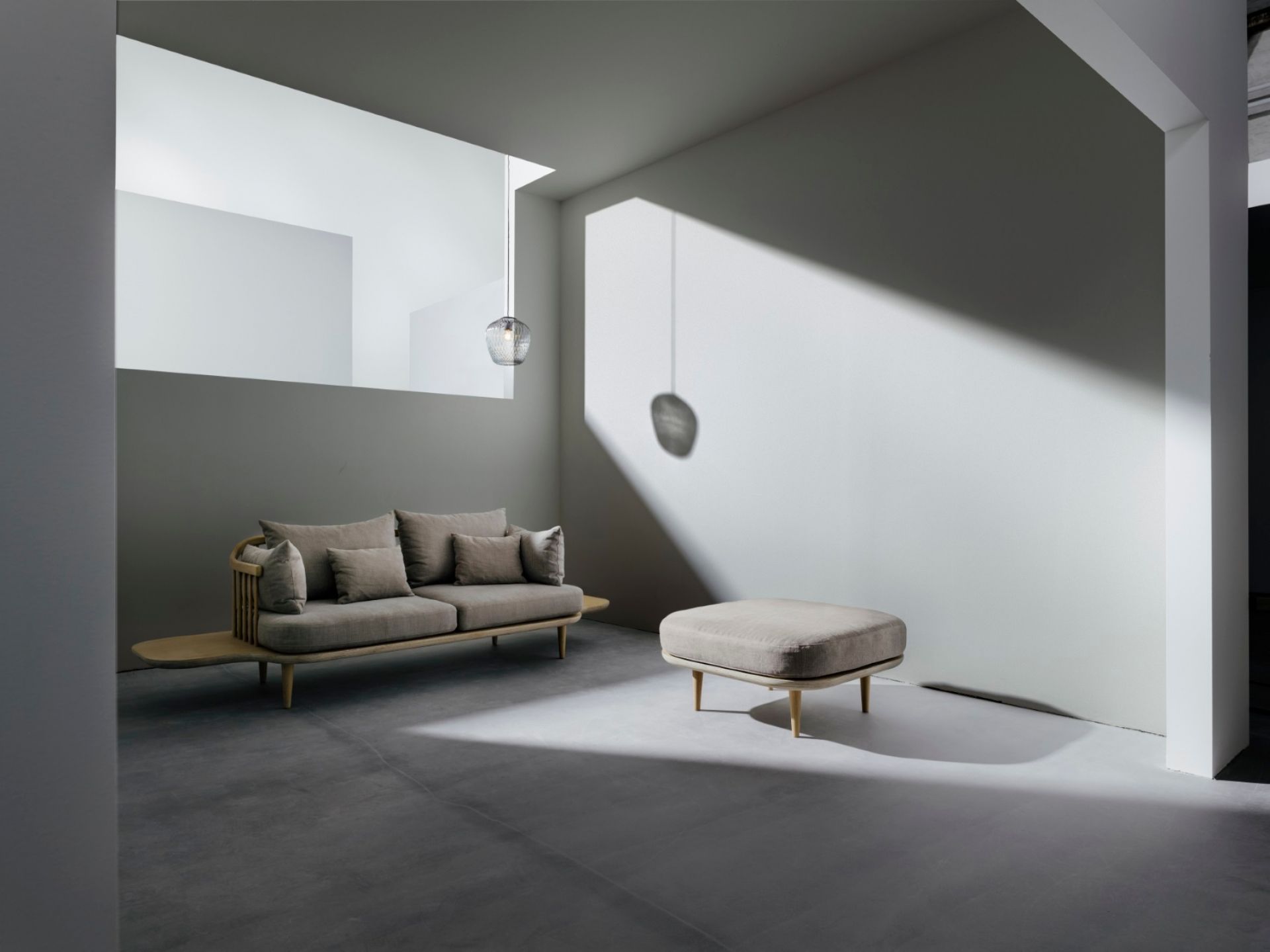 Blown SW3 Pendant Lamp AndTradition