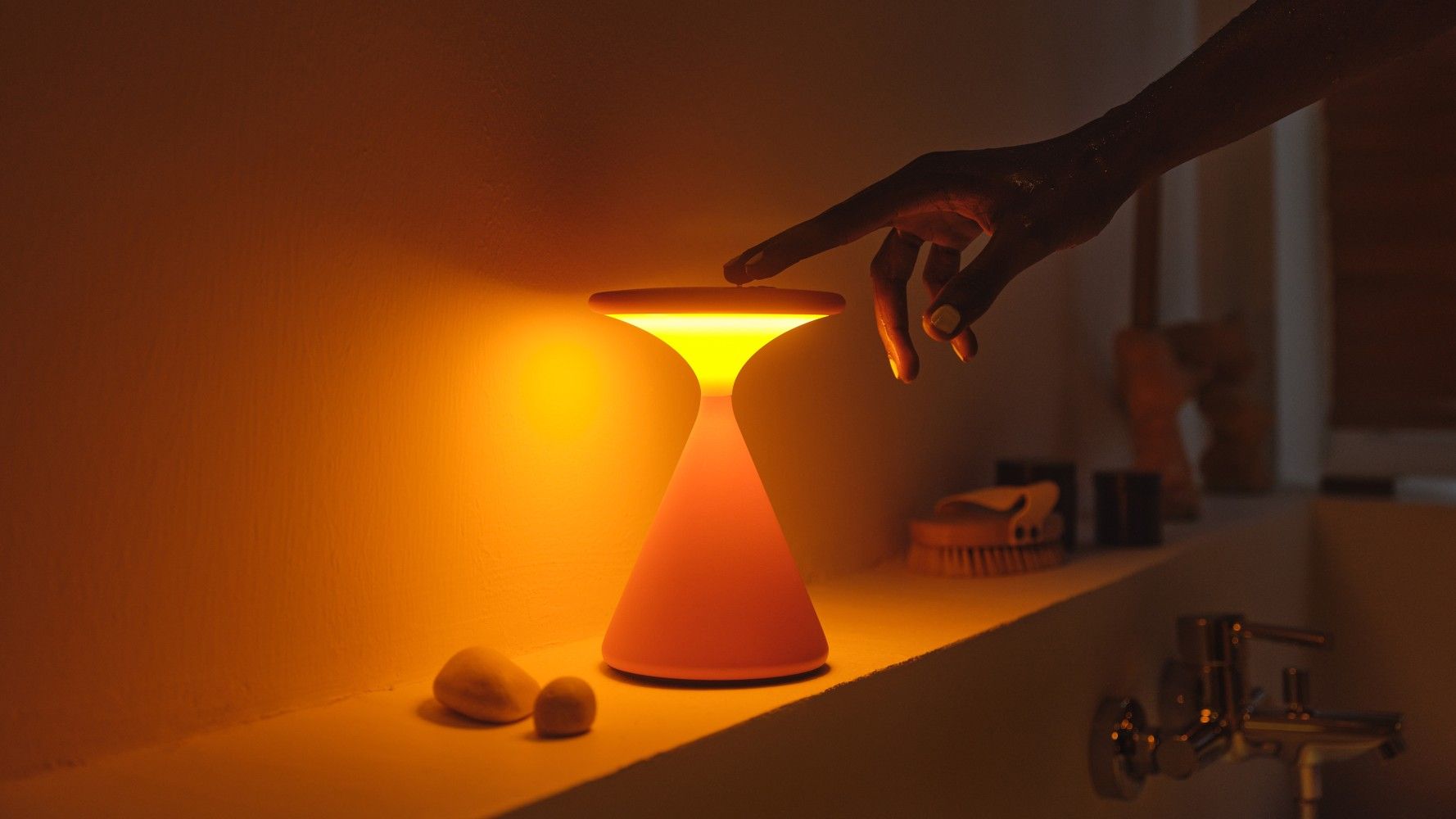 Salt Battery Lamp / Table Lamp Grey