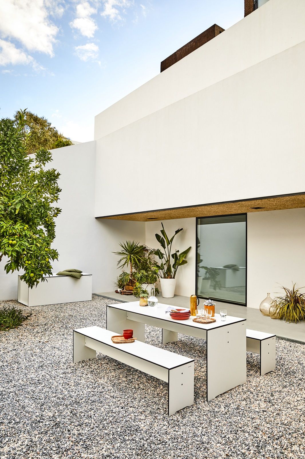 Riva Outdoor Bench Conmoto 