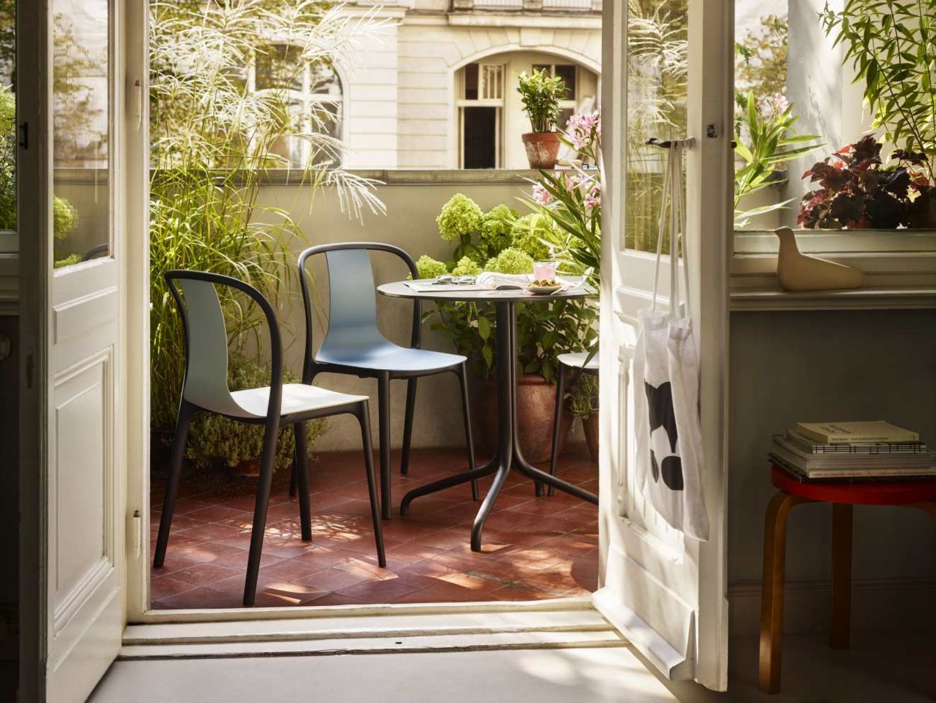 Belleville Table Vitra