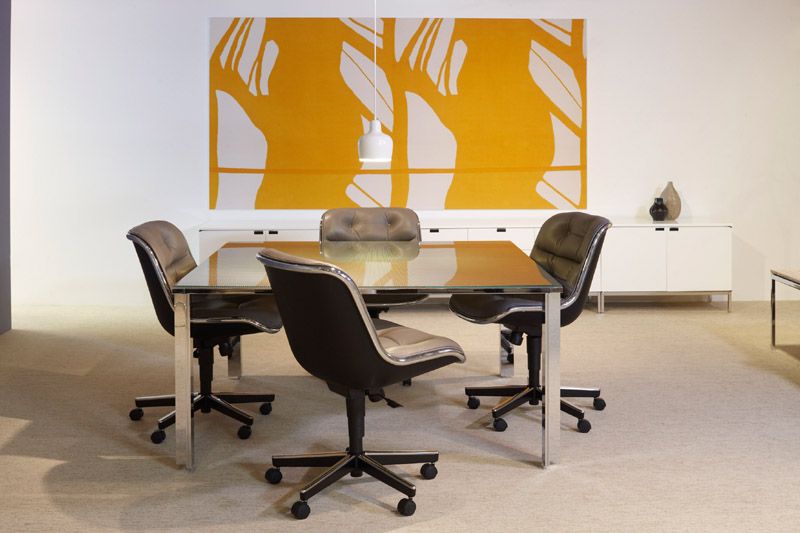 Pollock Executive swivel chair without armrests Knoll International