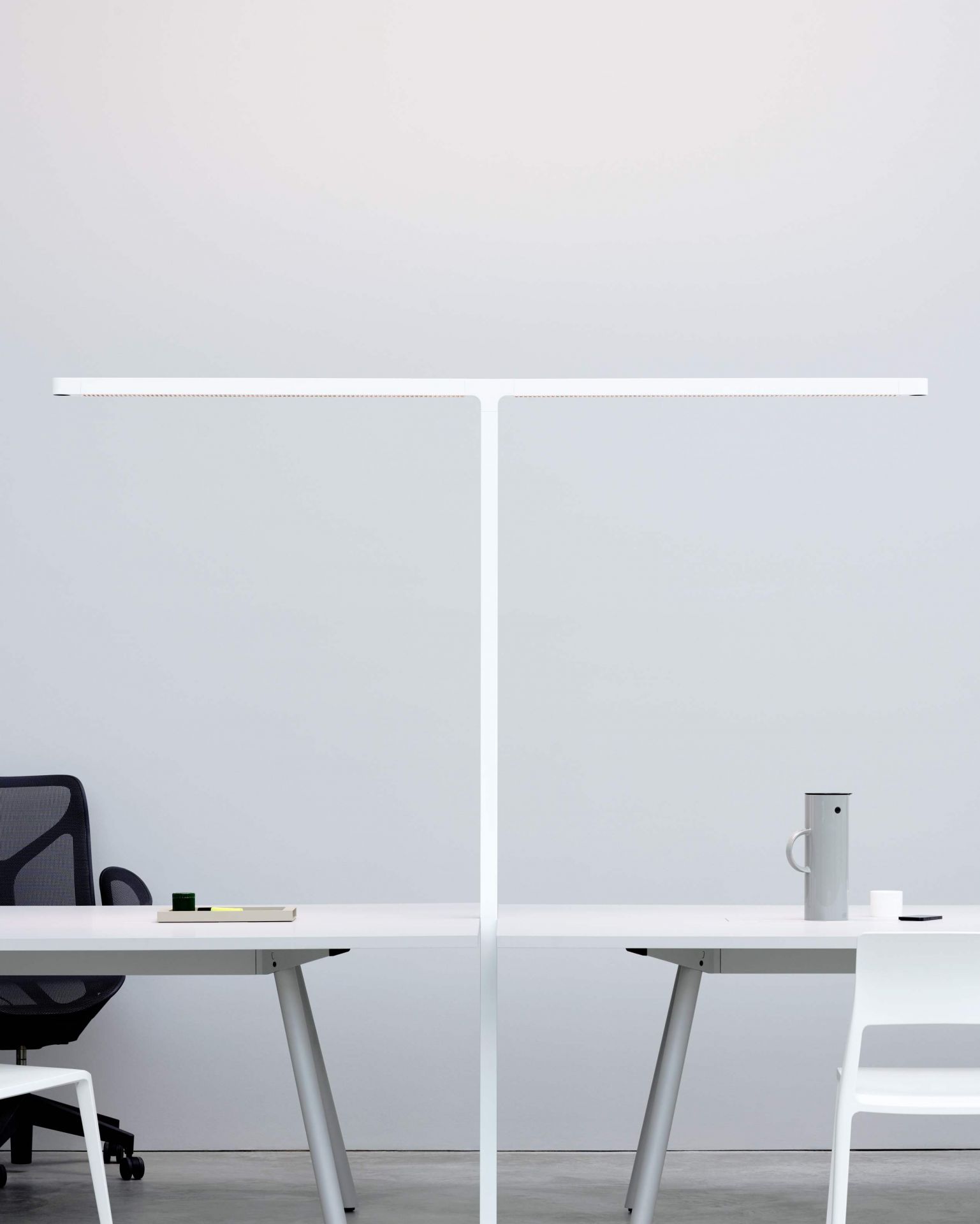 Team Cowork Floor Lamp Grau