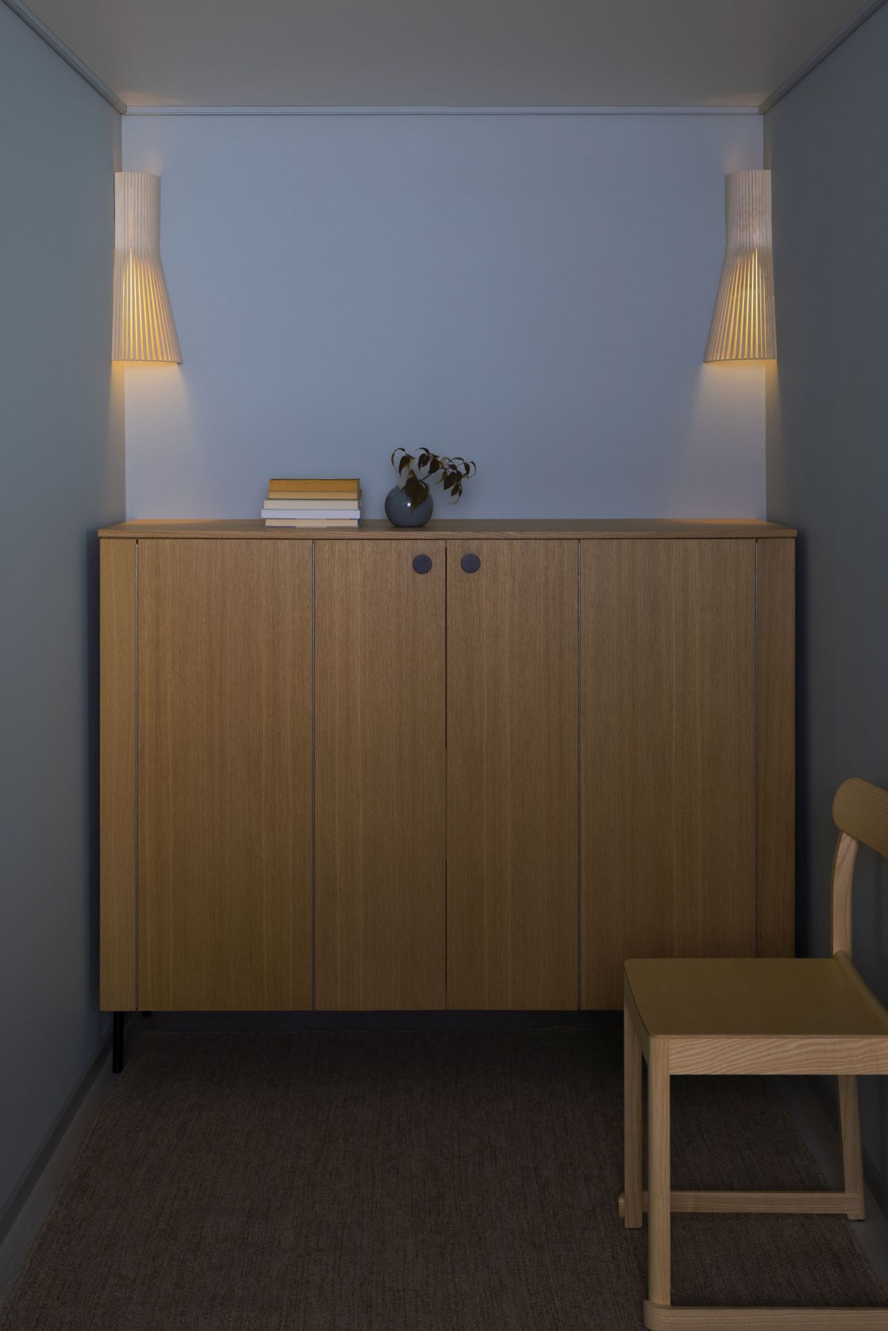Secto 4237 corner lamp Secto Design