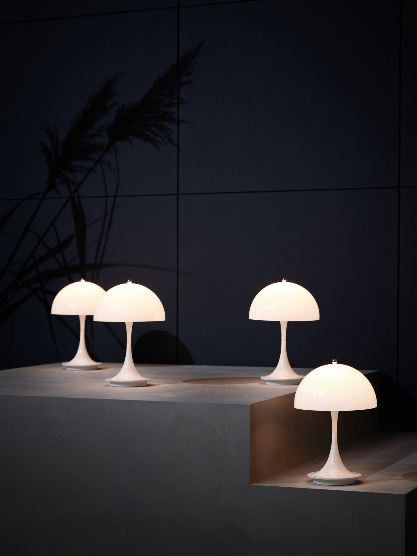 Panthella 160 Portable rechargeable LED table lamp Indoor/Outdoor Louis Poulsen SINGLE PIECES