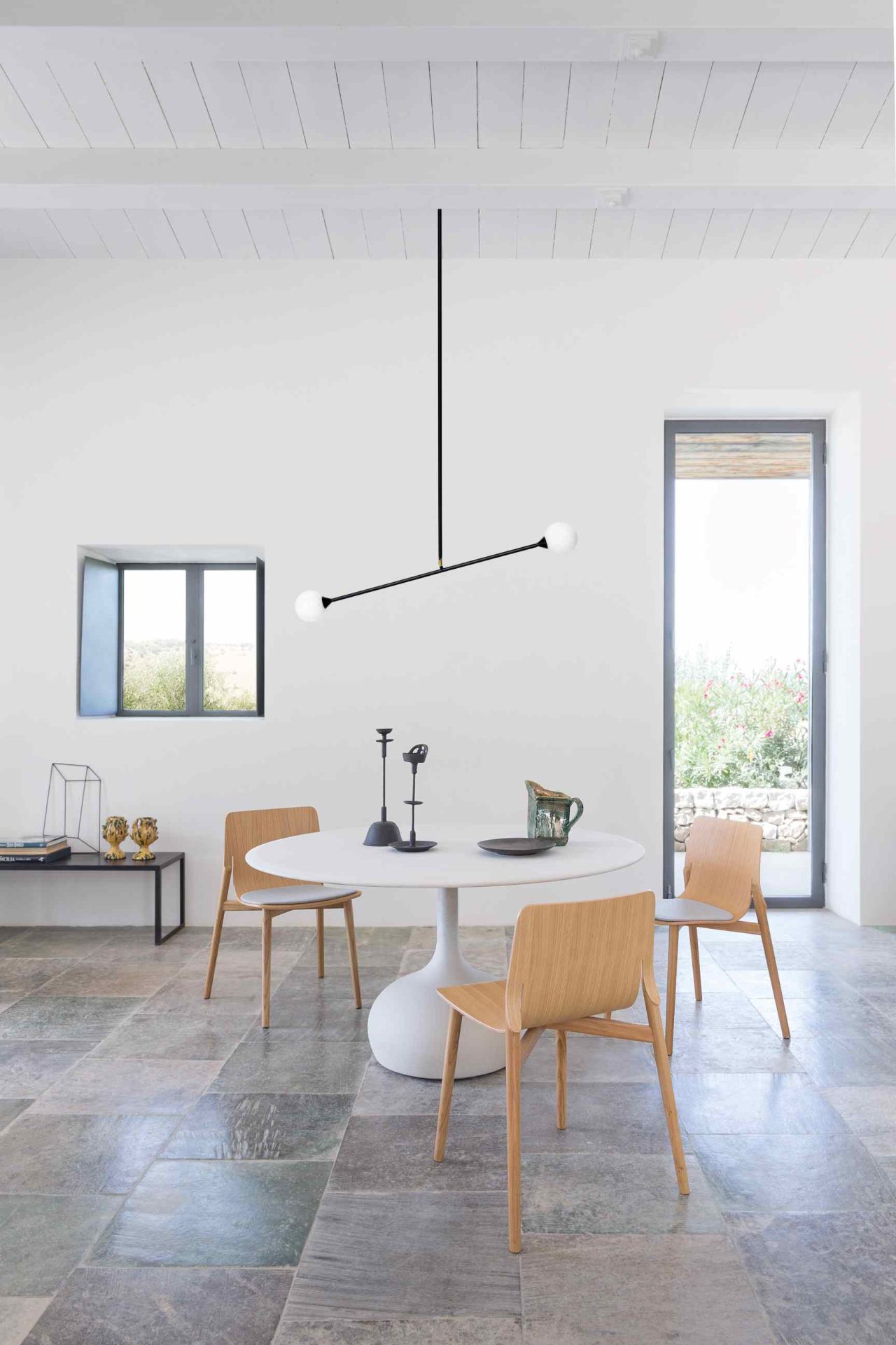 Saen Dining Table Alias 160 cm - White