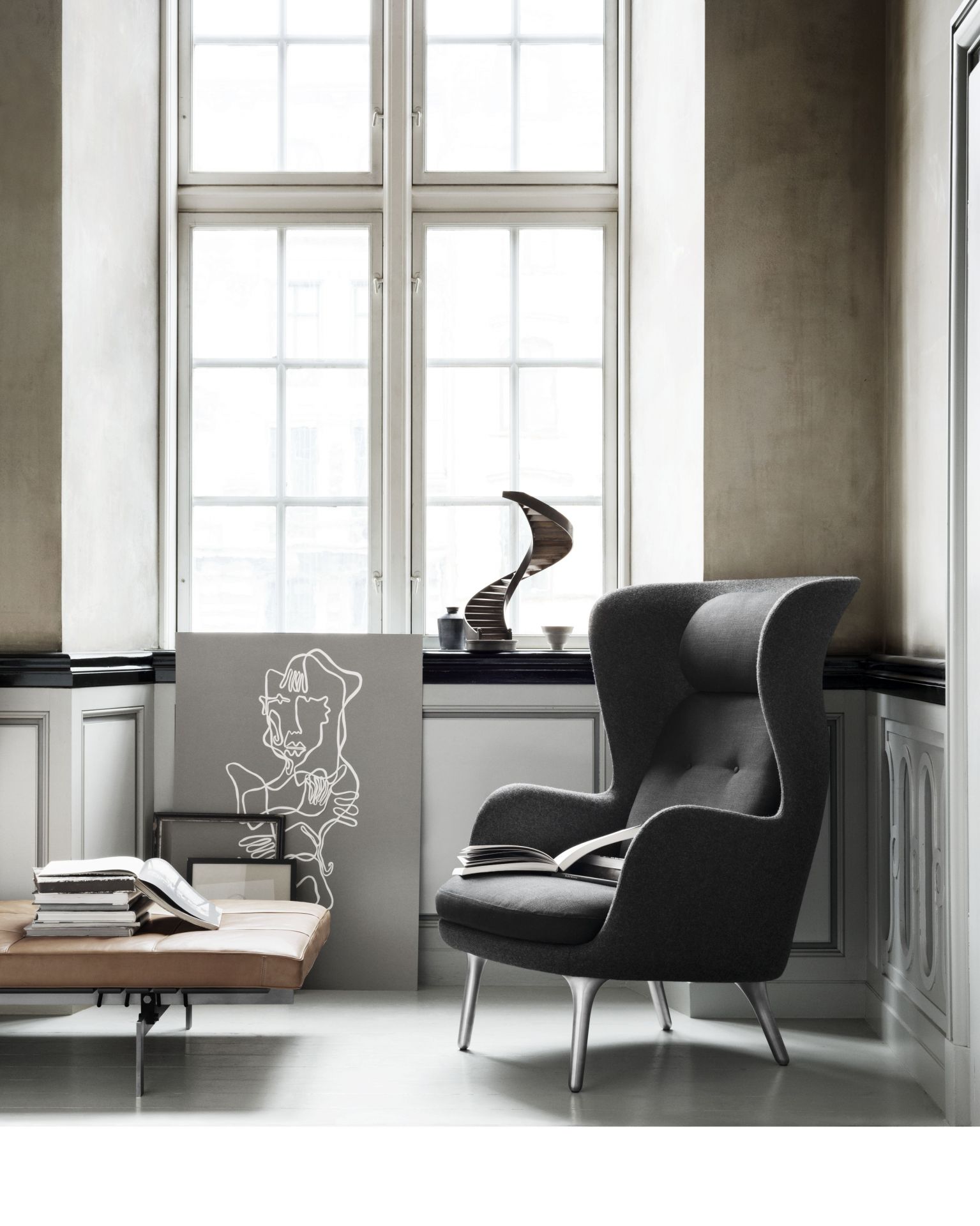 Ro Armchair Wood Fritz Hansen