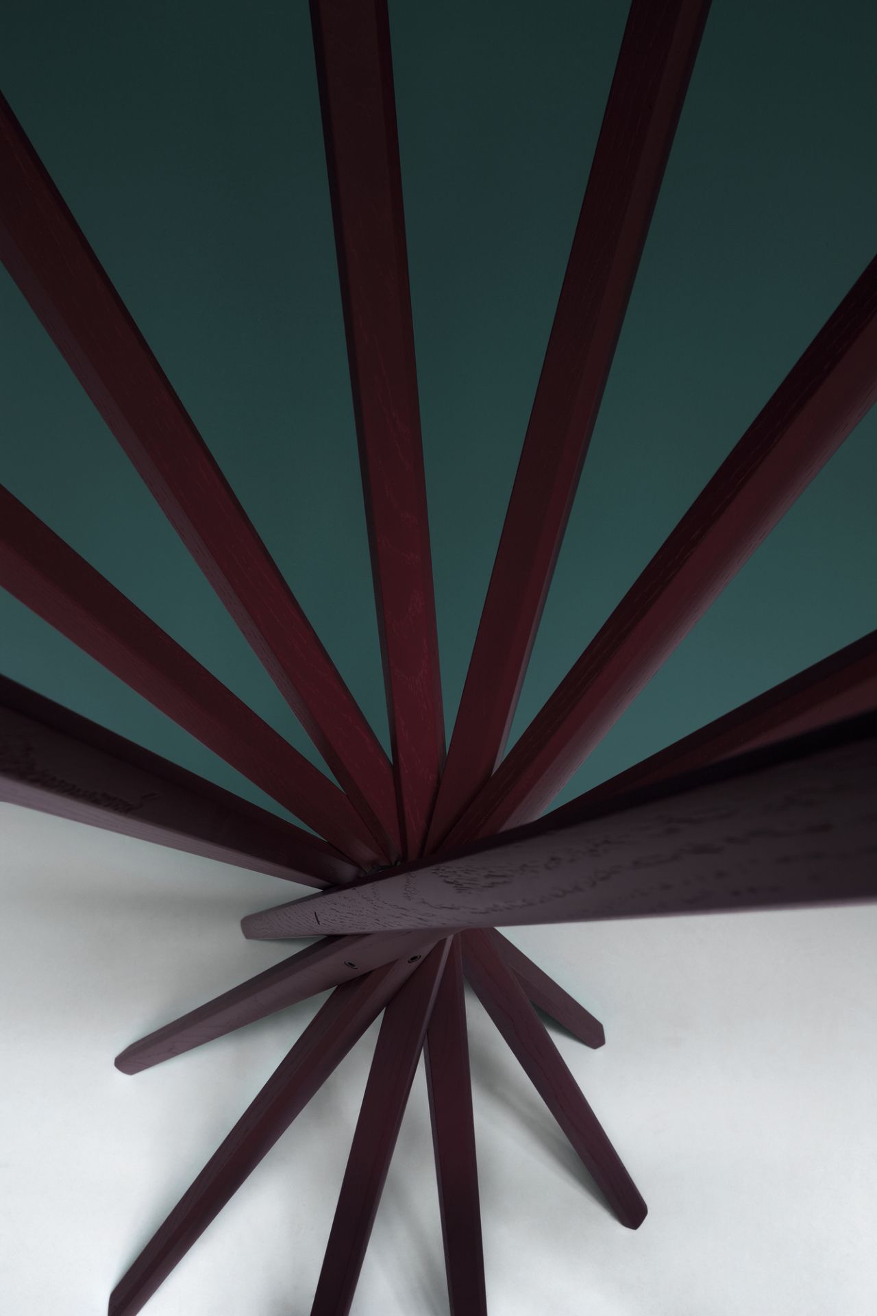 Sciangai Clothes Stand natural colored ash Zanotta