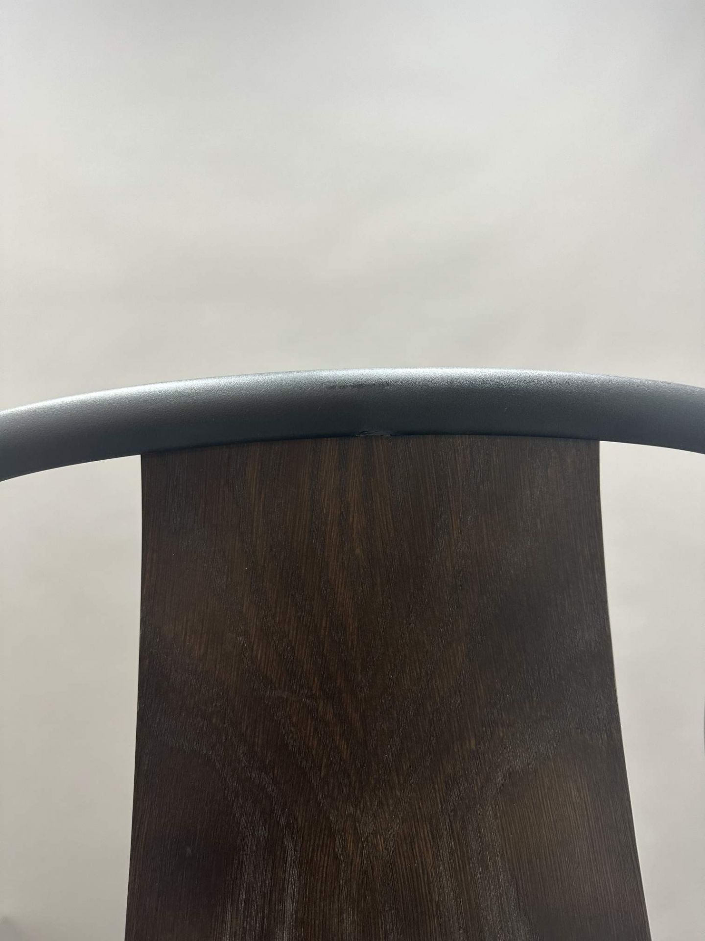 Belleville Armchair Wood chair FRAME DEEP BLACK / SEAT CUP OAK DARK Vitra MÄNGELEXEMPLAR