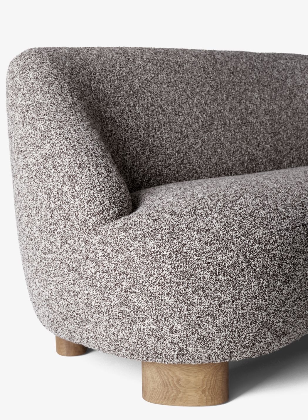 Margas LC3 2-Seater sofa AndTradition 