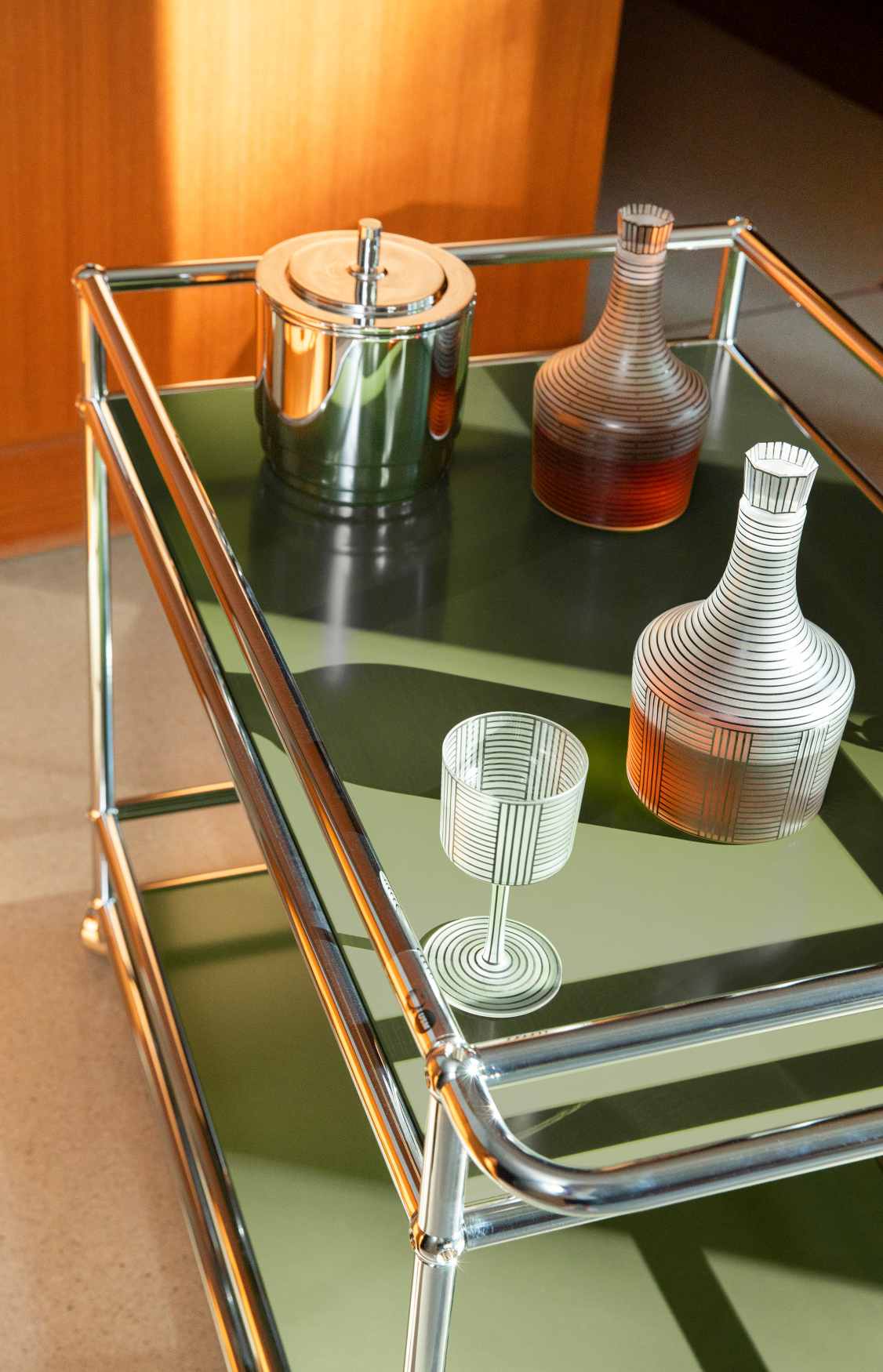 USM Haller serving trolley olive green NEW STANDARD COLOUR