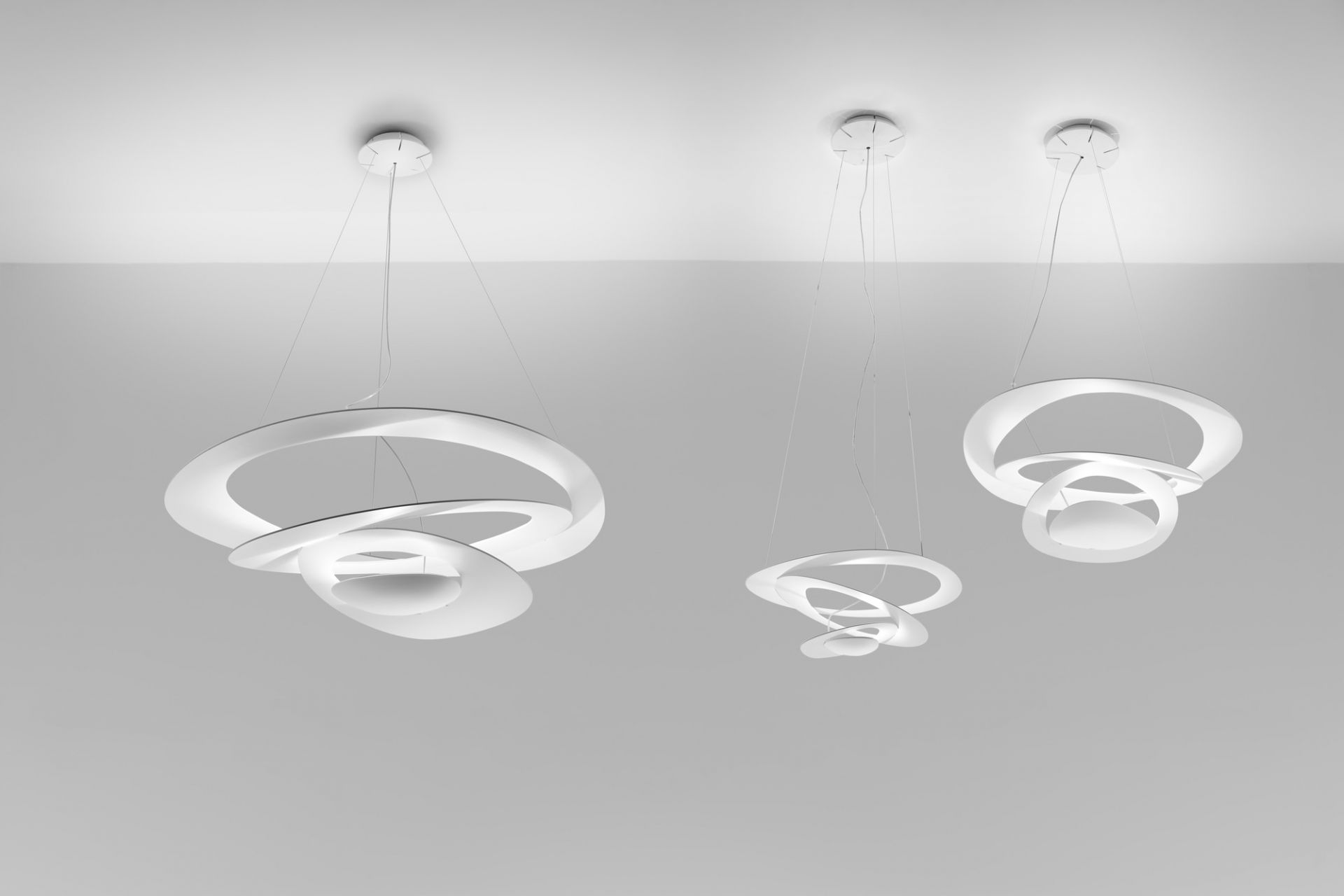 Pirce Mini Suspension Pendant Light White Artemide