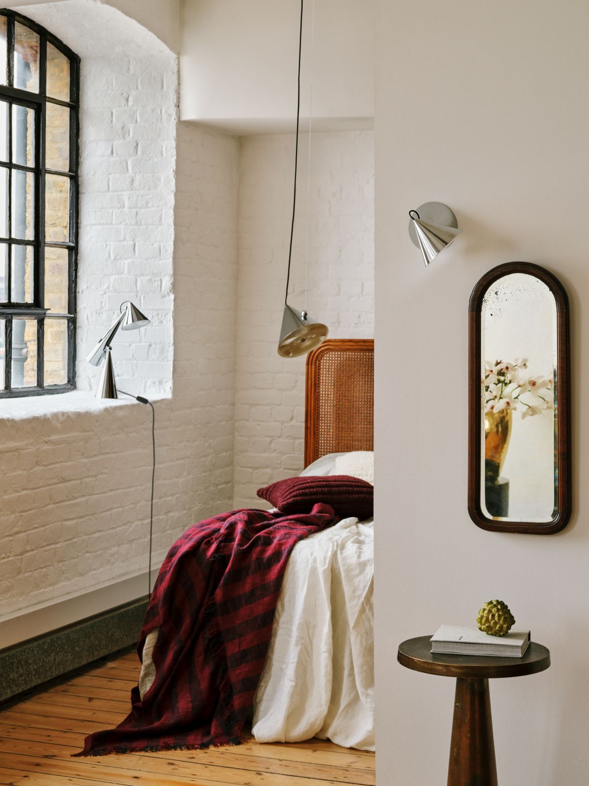 Pose Task Light LED Table lamp Putty Tom Dixon