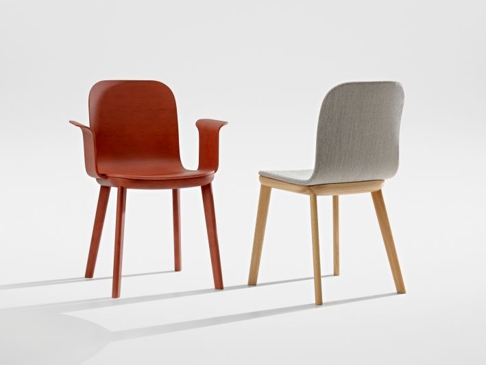 Aeon Chair Fully upholstered Zeitraum