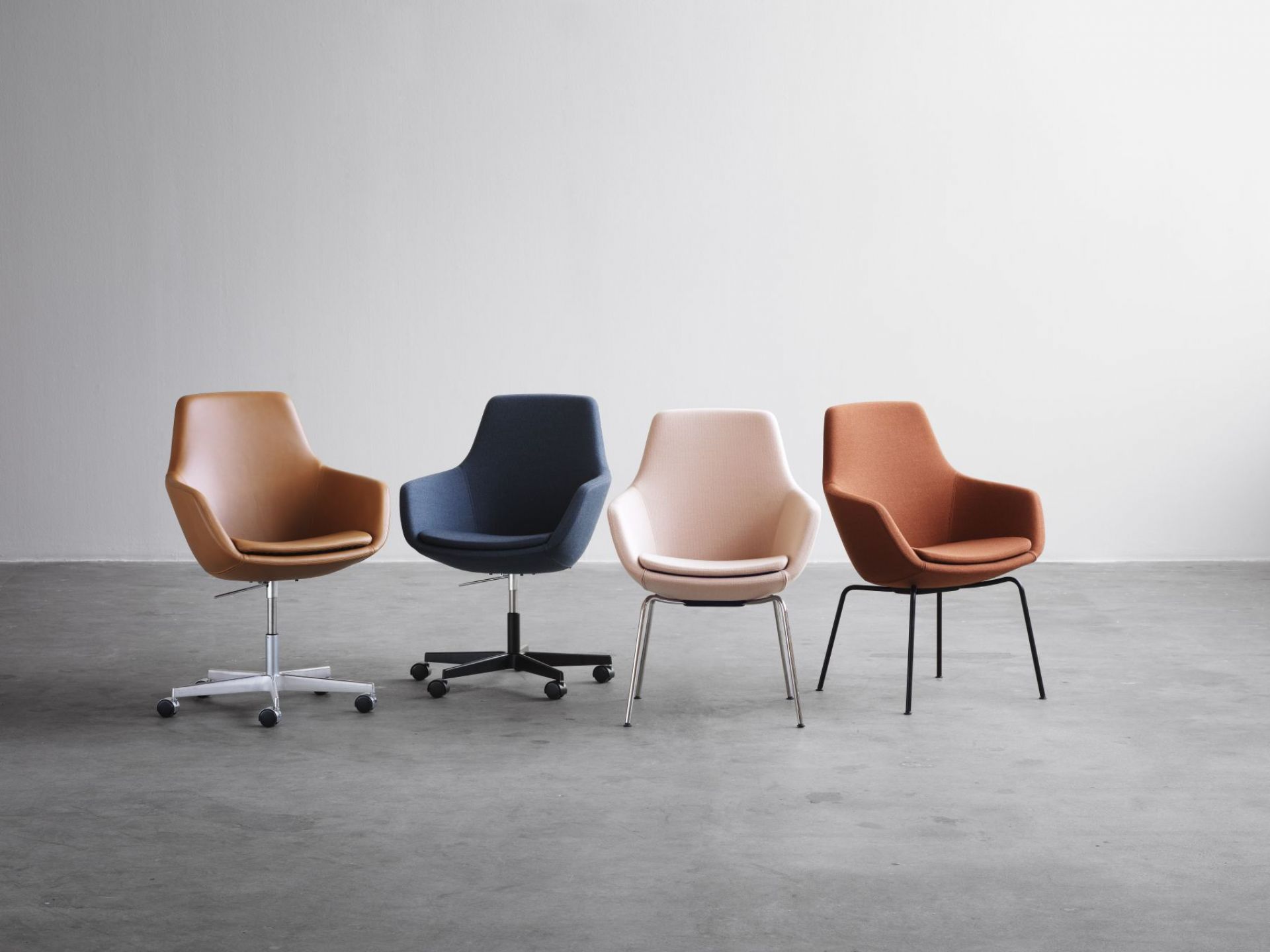 Little Giraffe Chair 3201R Removable Cover Fritz Hansen  