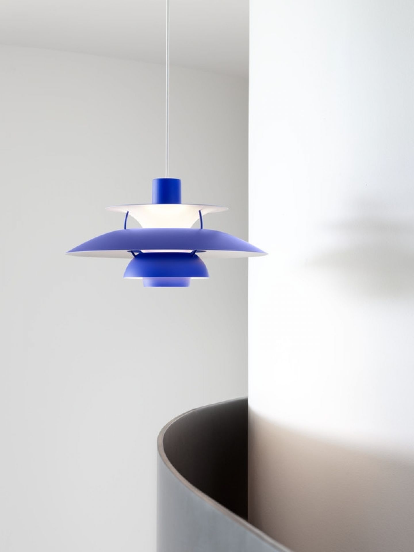 PH 5 Monochrome Pendant light Louis Poulsen Pale Blush