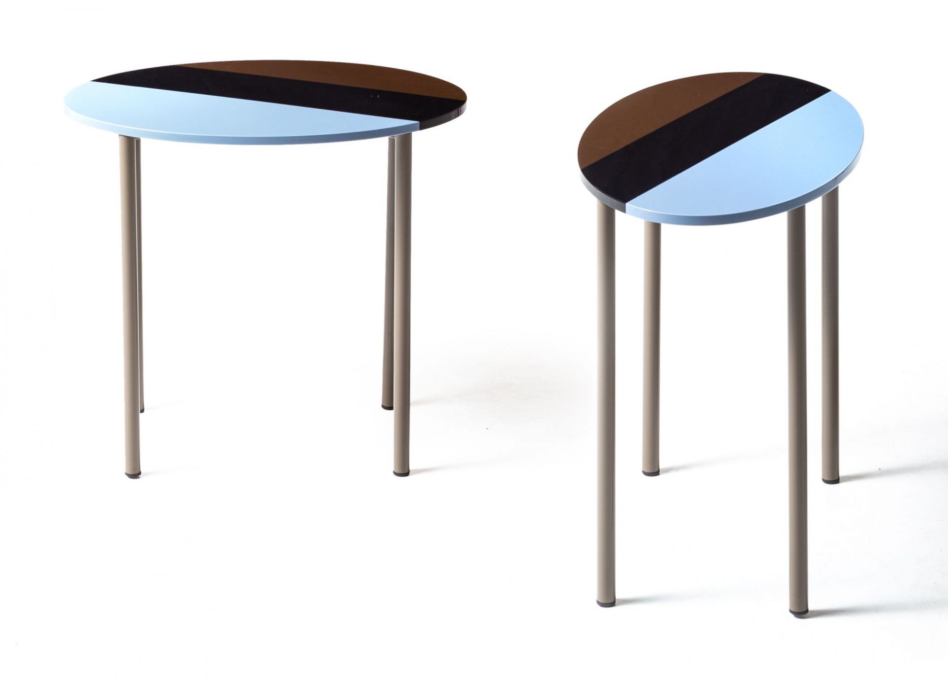 Fishbone Table oval 54x34x50 Moroso