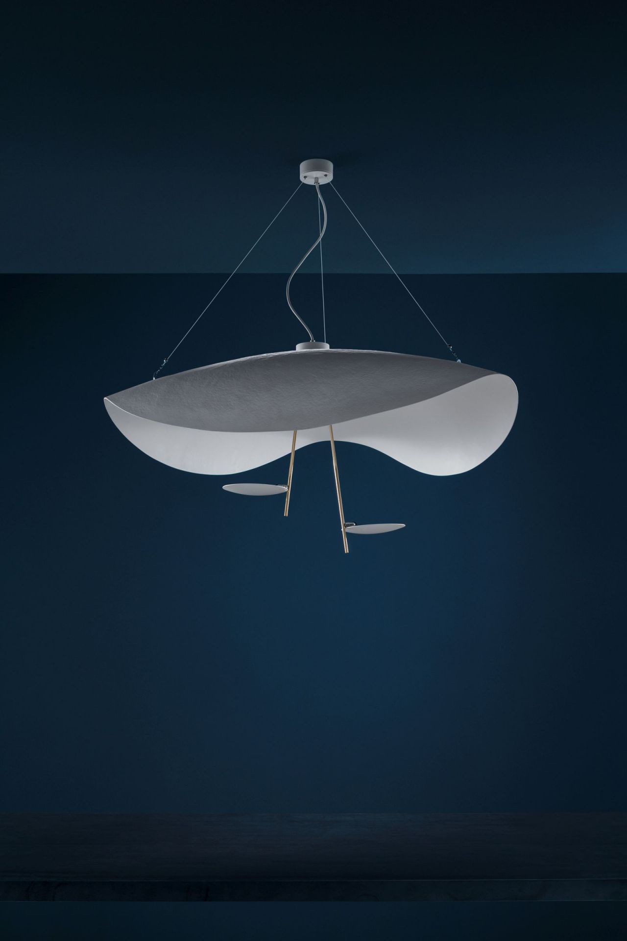 Lederam Manta S2 pendant light Catellani & Smith