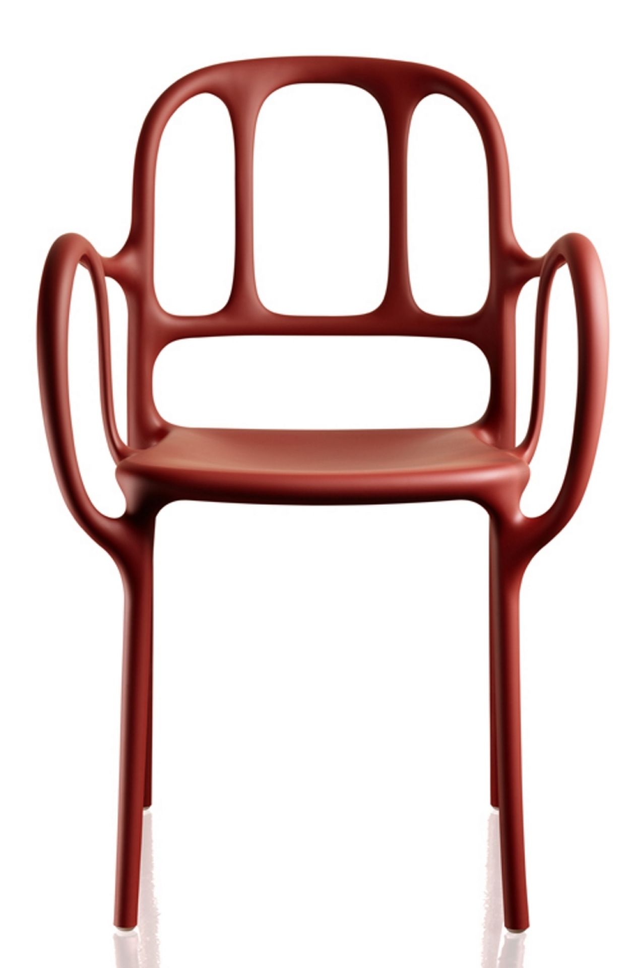 Roter Milà Chair Stuhl von Magis, moderner Designstuhl mit Armlehnen für Esszimmer und Wohnbereich.