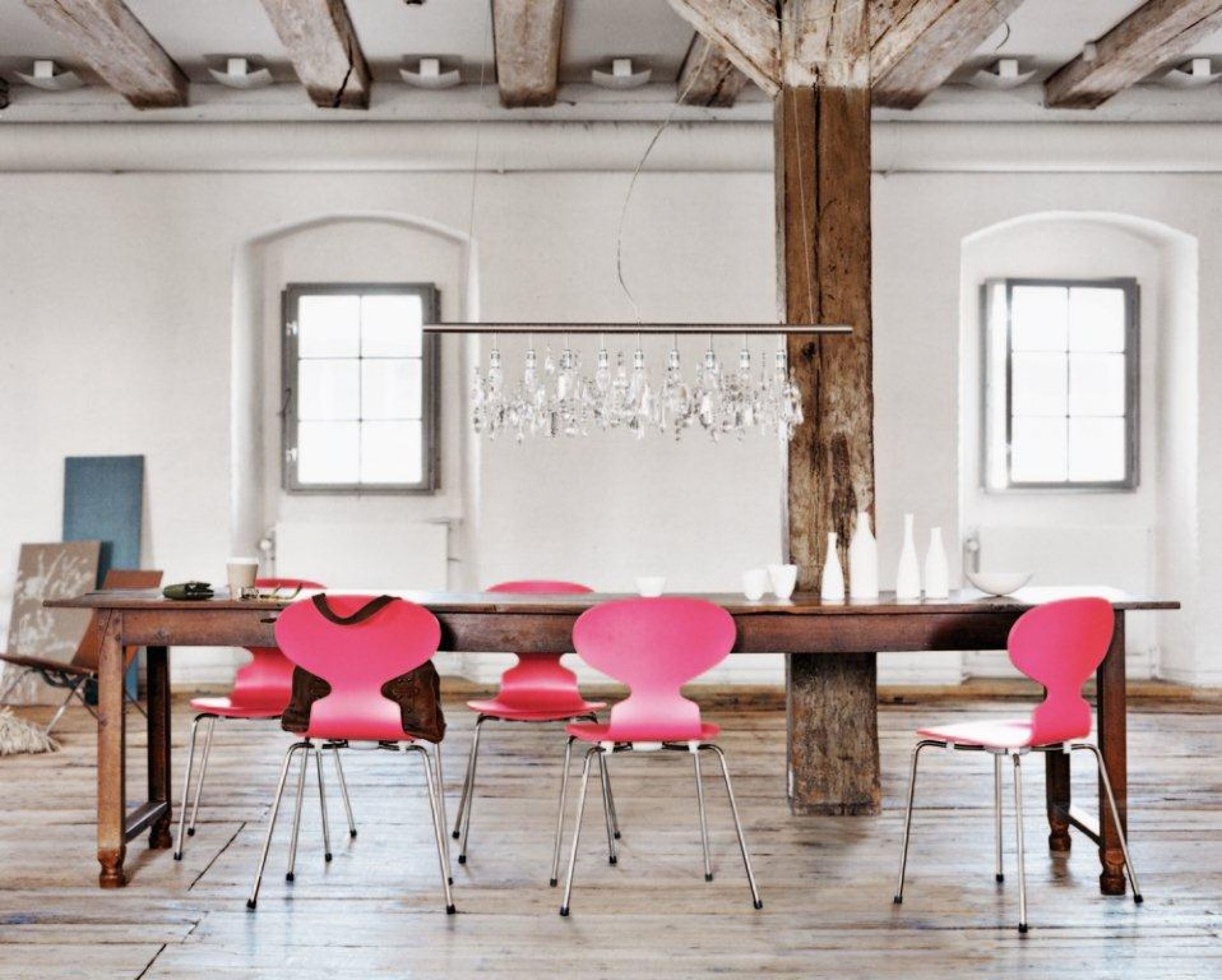Ant Chair 3100 3-legged frame Fritz Hansen 