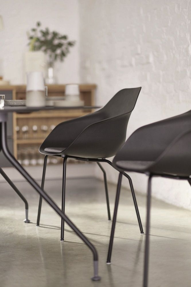 Yonda Universalstuhl Four-legged chair with metal frame Wilkhahn 