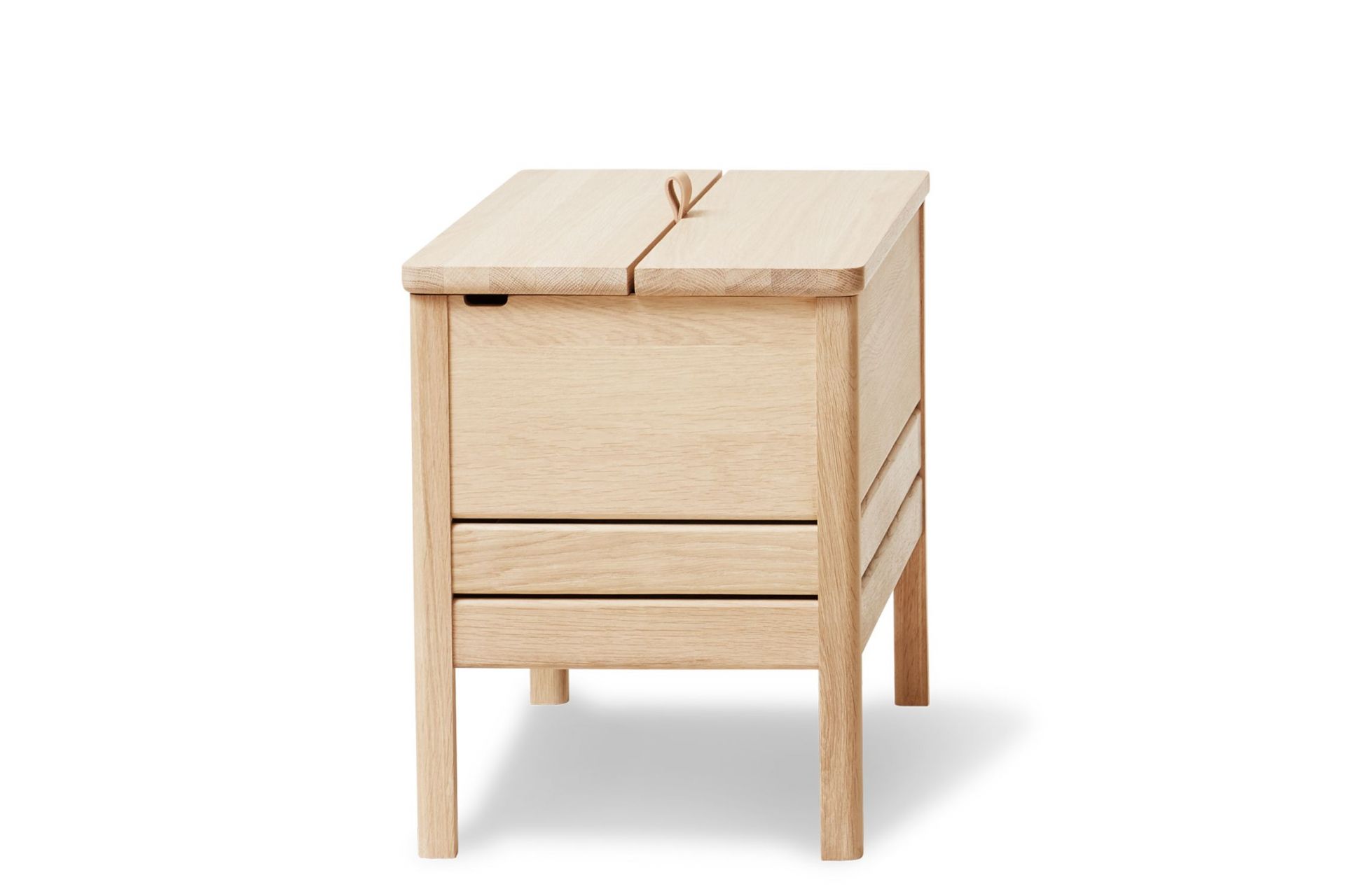 A Line Chest Bench 68 Oak white oiled Form & Refine