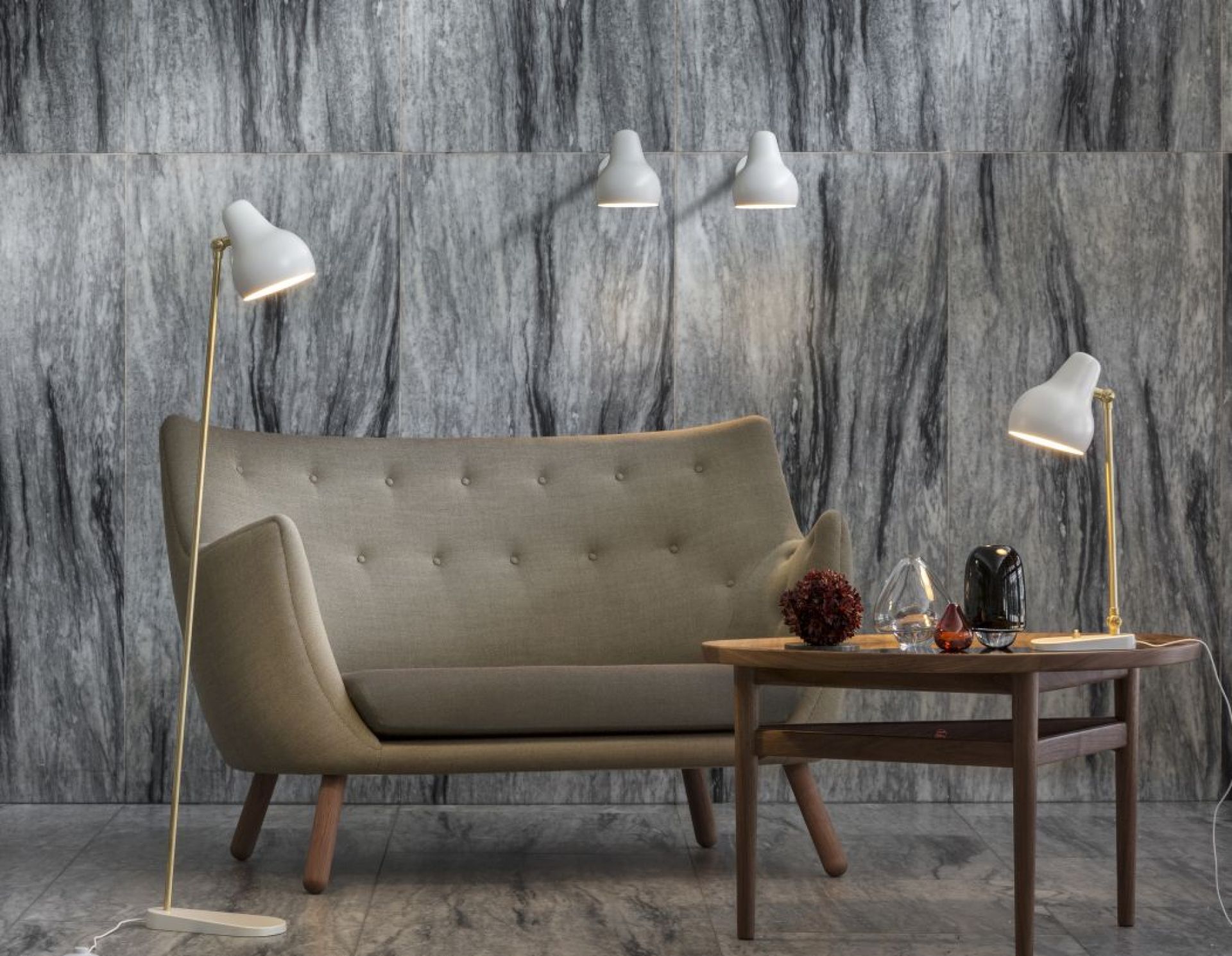 VL38 Floor lamp Louis Poulsen Black
